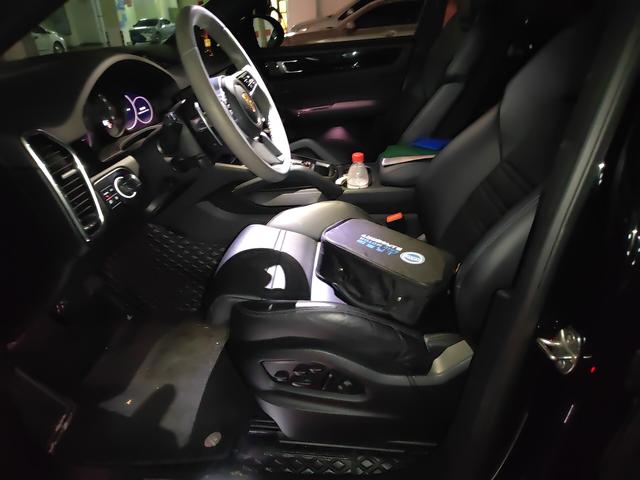Porsche Cayenne 2022 thumb 8