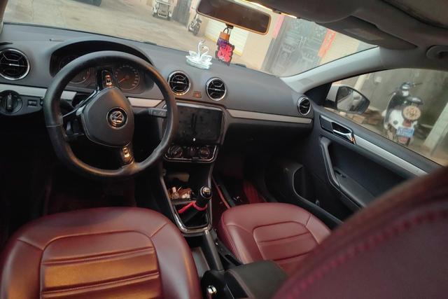 Volkswagen Jetta 2019 thumb 10