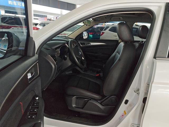Changan CS75 2014 thumb 8