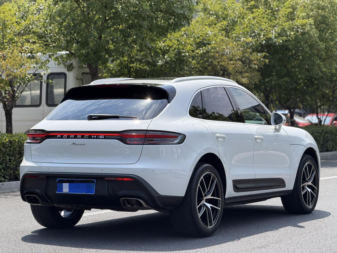 Porsche Macan 2023 thumb 4