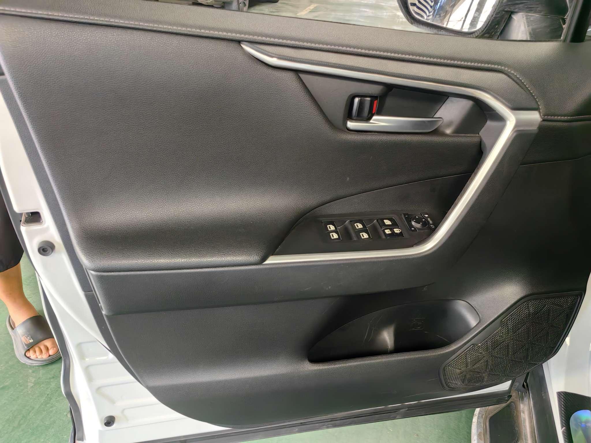 Toyota Wildlander 2022 thumb 11