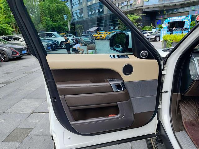 Land Rover Range Rover Sport 2018 thumb 8