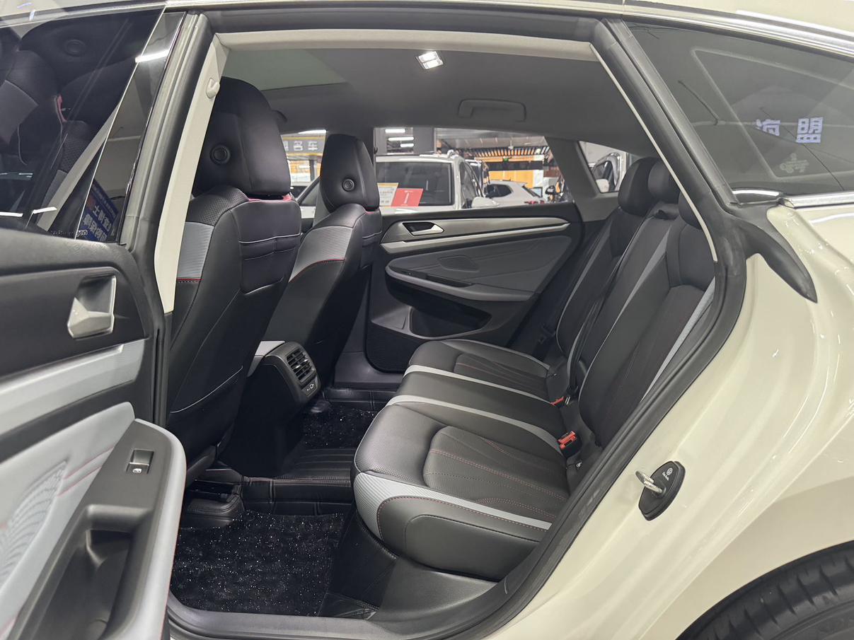 Volkswagen Lamando 2022 thumb 9