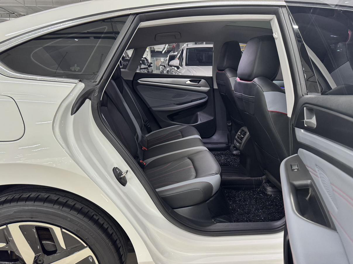 Volkswagen Lamando 2022 thumb 11
