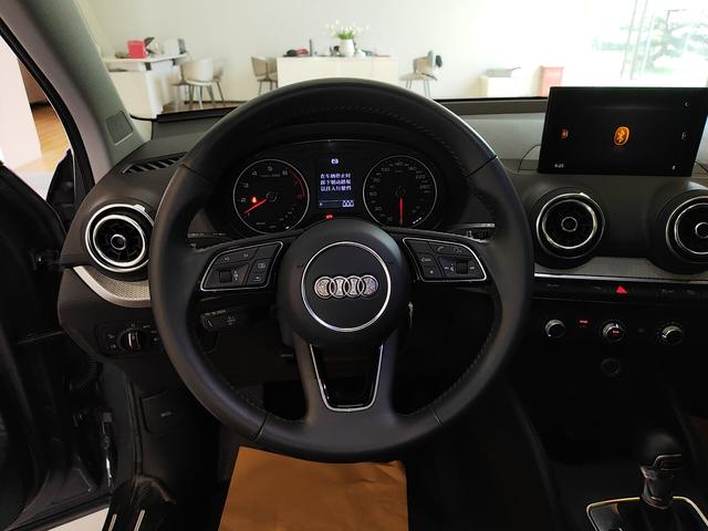 Audi Q2 2021 thumb 6