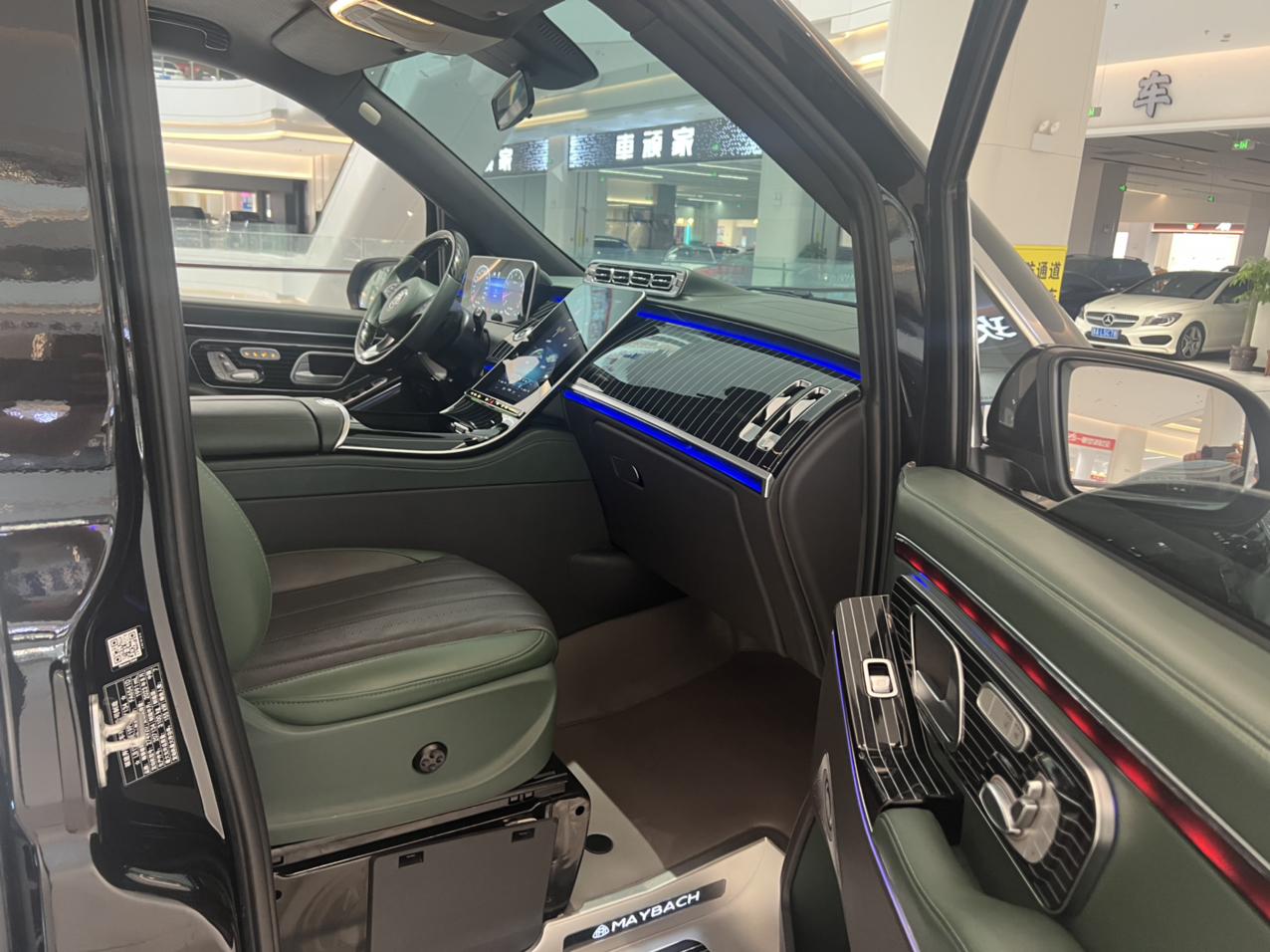 Mercedes-Benz Wei Ting 2023 thumb 8