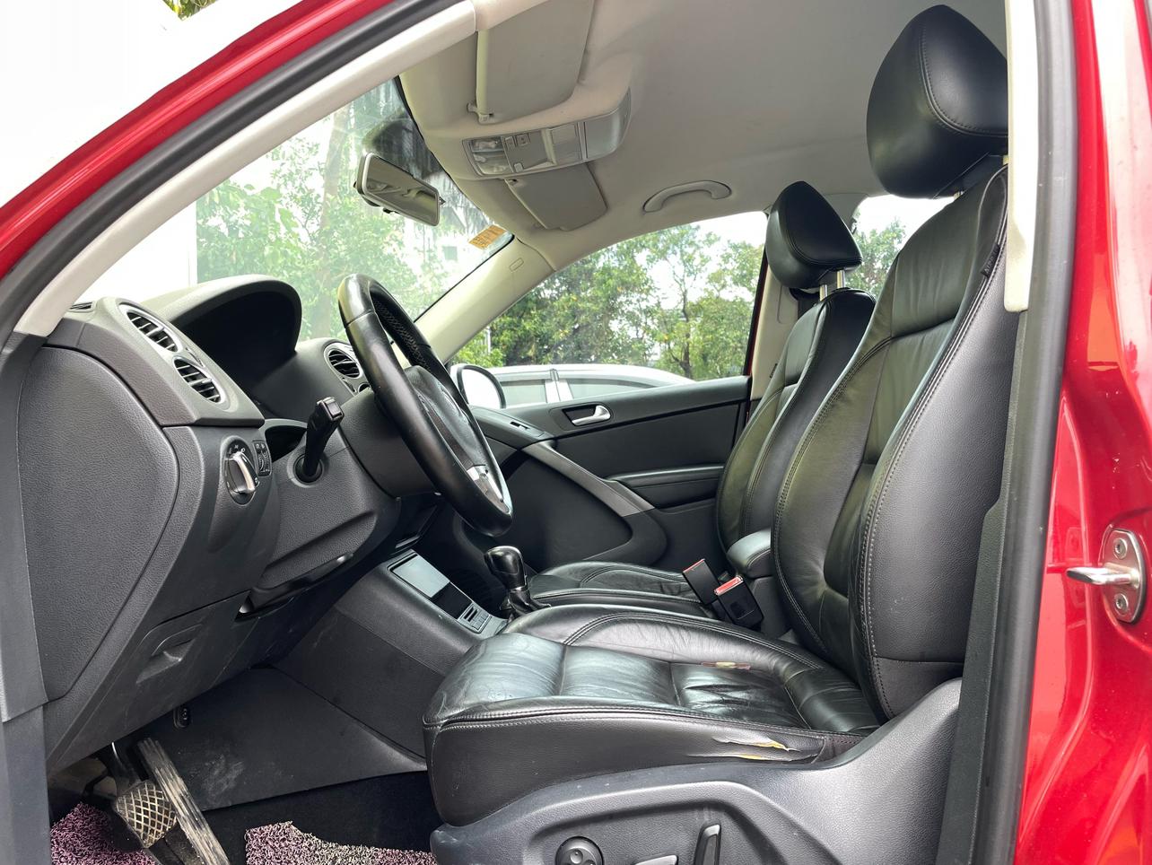 Volkswagen Tiguan 2010 thumb 6