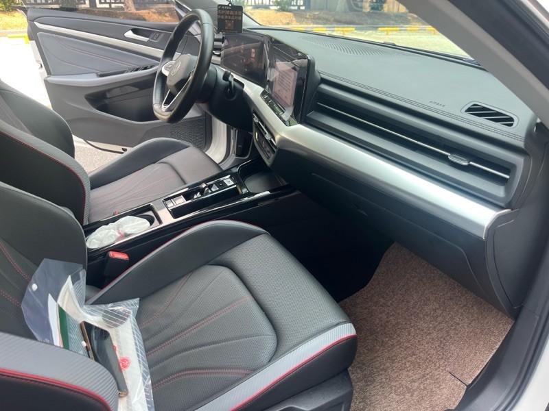 Volkswagen Lamando 2023 thumb 5
