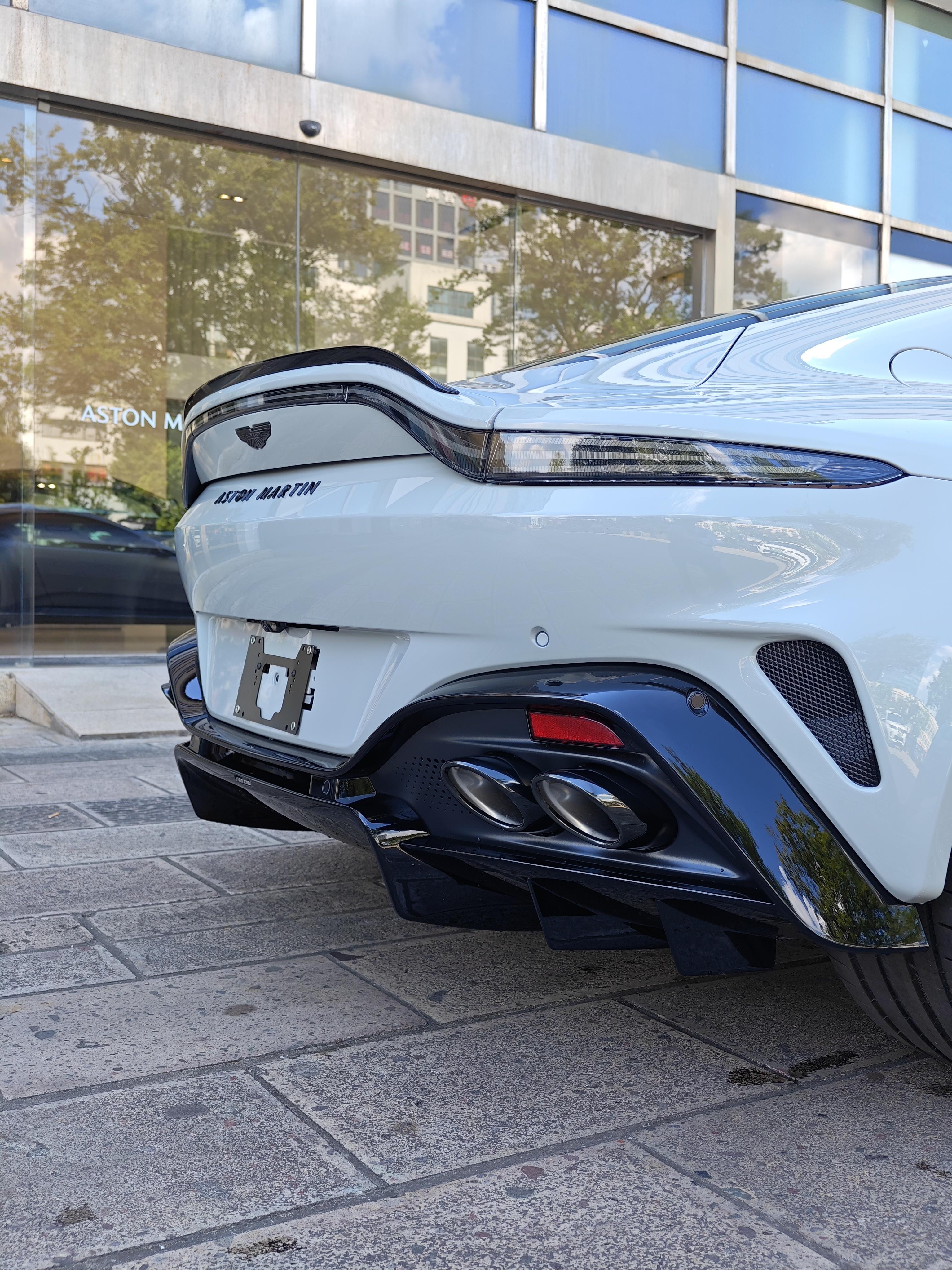Aston Martin Vantage 4.0T V8 2026 thumb 7