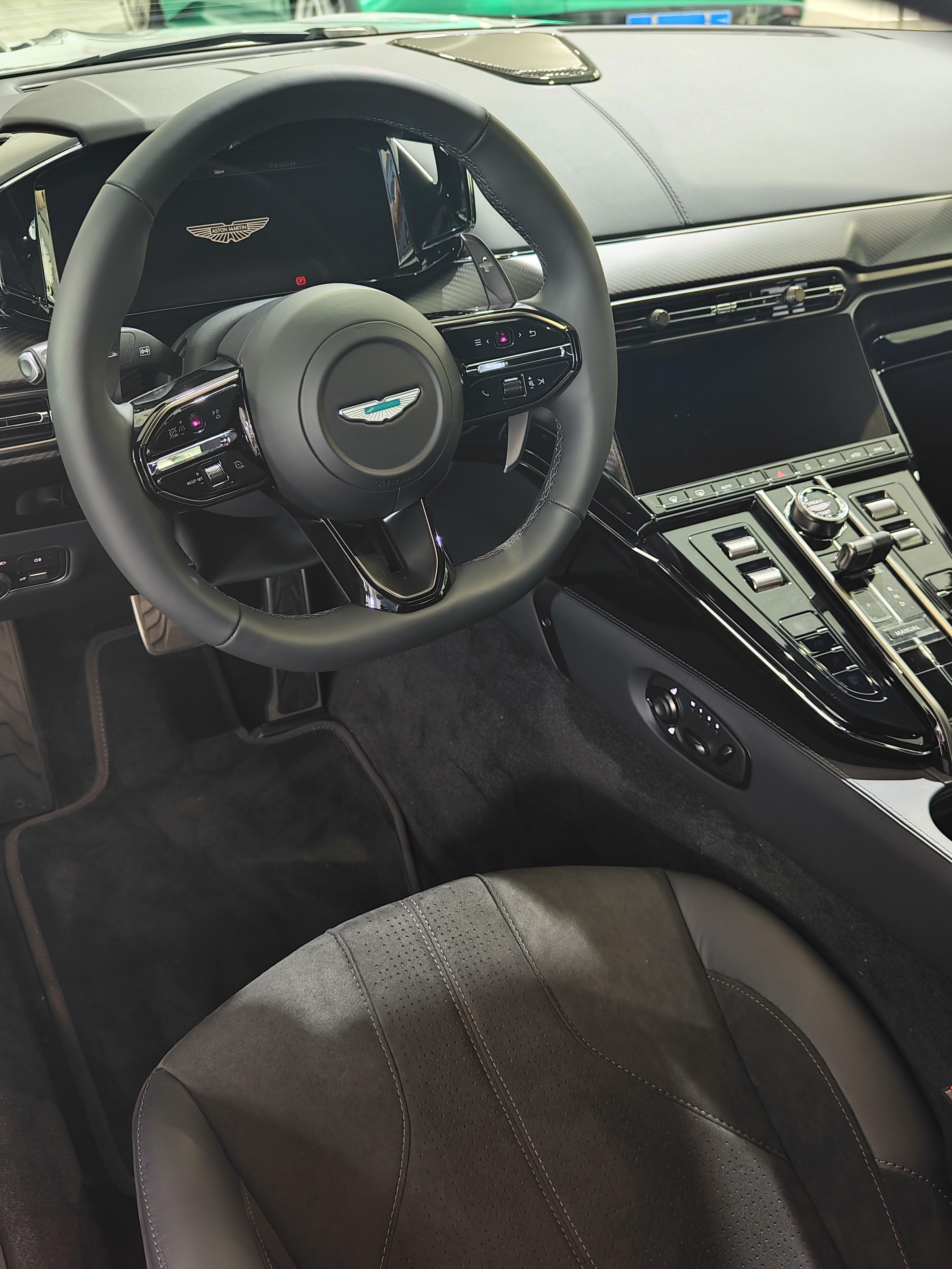 Aston Martin Vantage 4.0T V8 2026 thumb 9