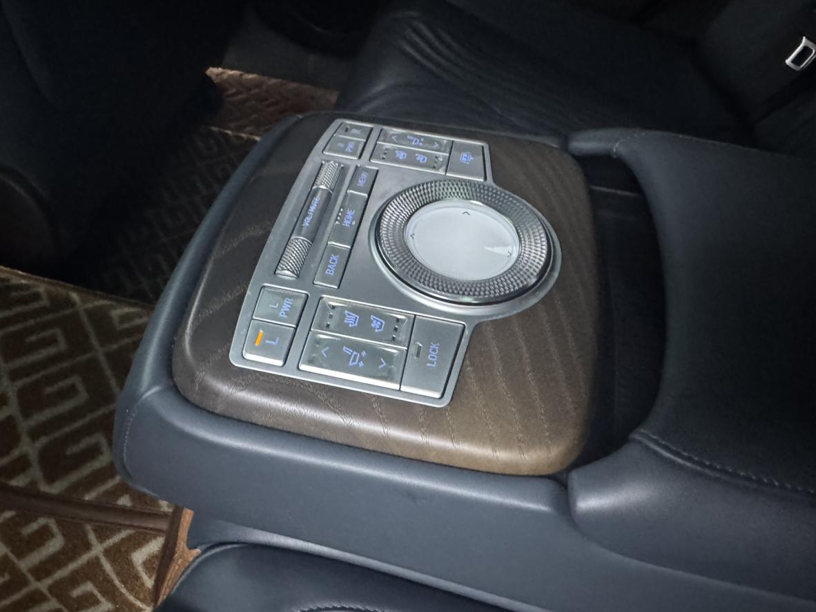 Genesis G80 2021 thumb 7