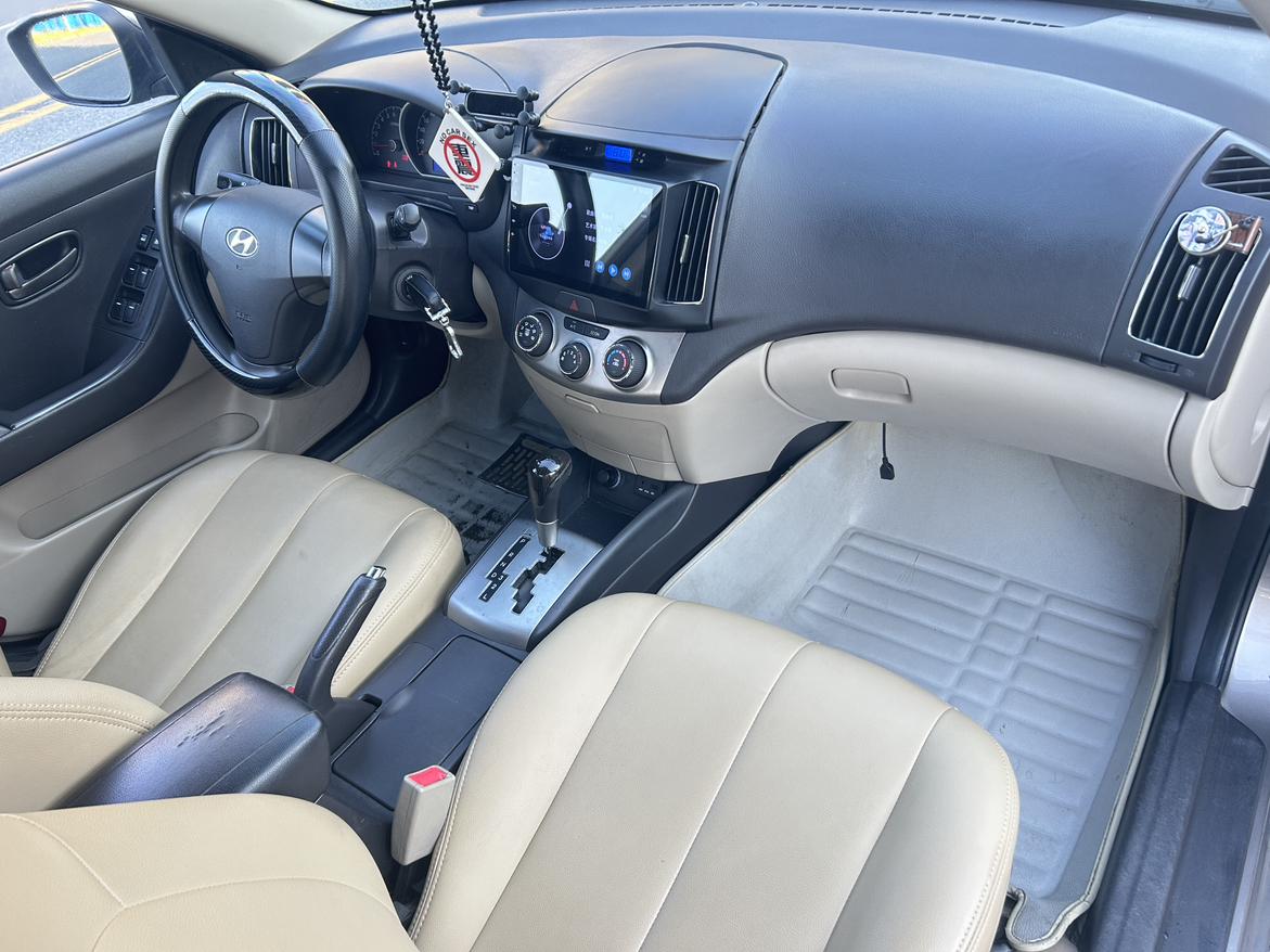 Hyundai Elantra 2011 thumb 11