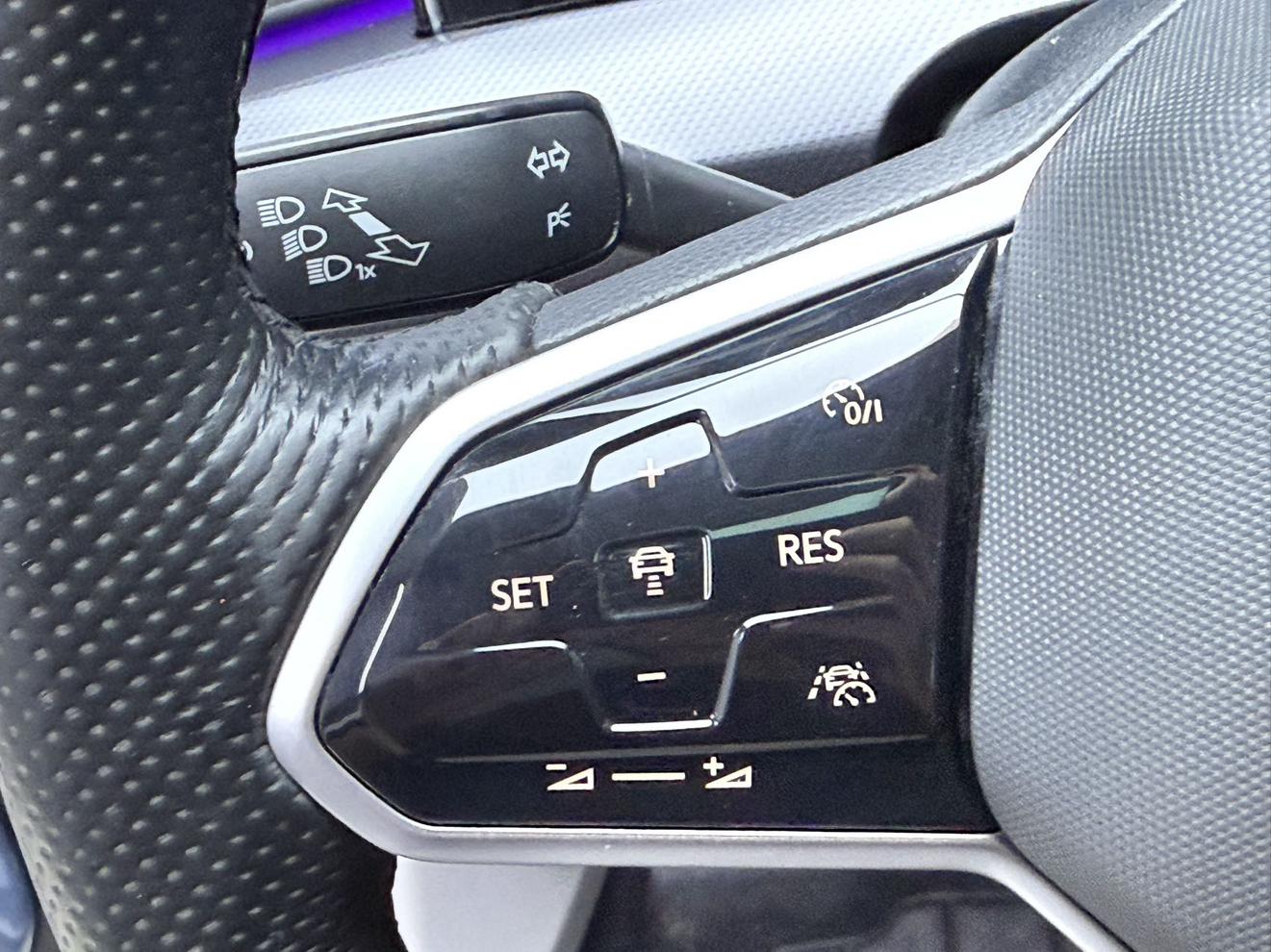 Volkswagen Lamando 2022 thumb 8