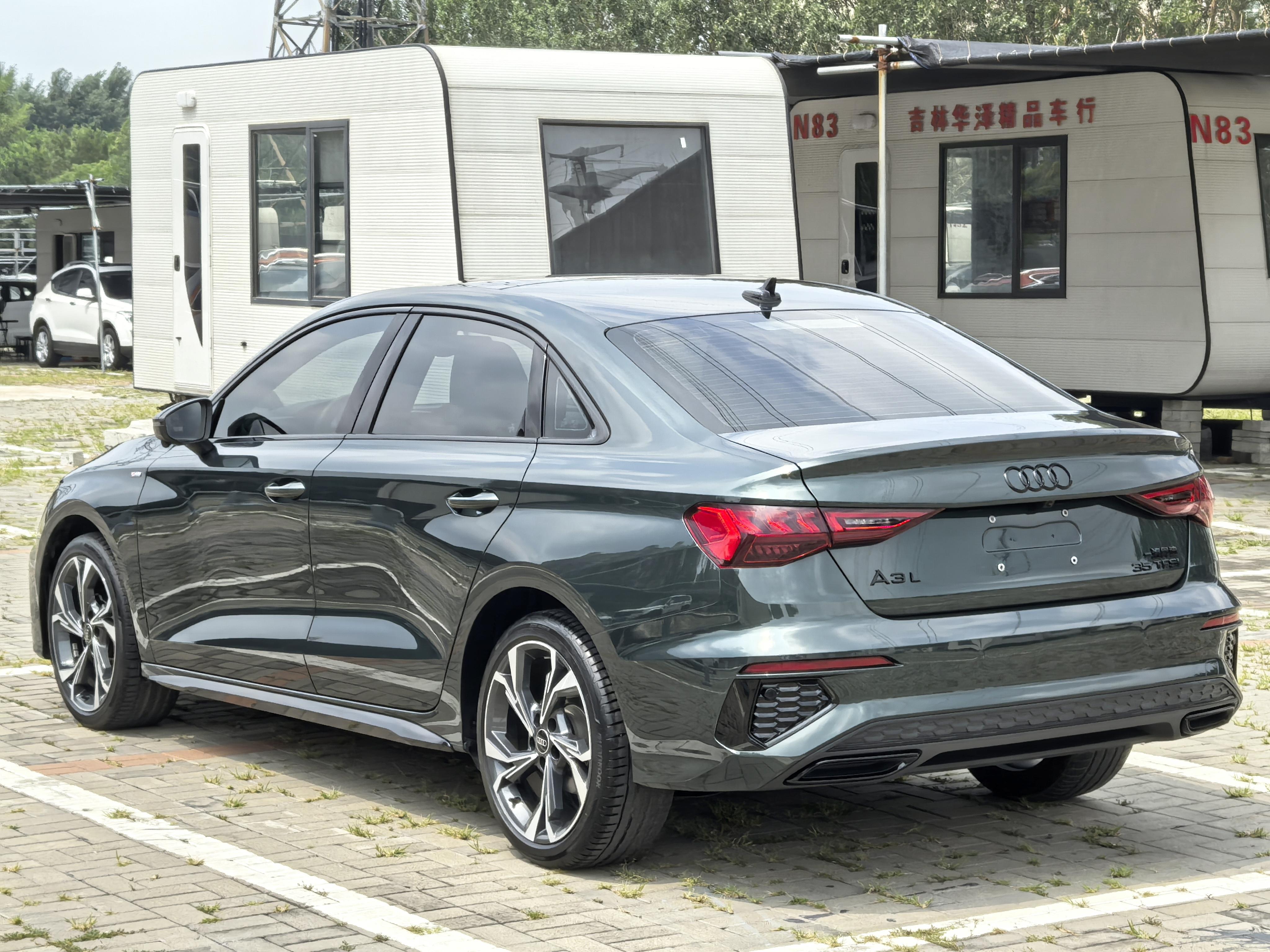 Audi A3 2023 thumb 2