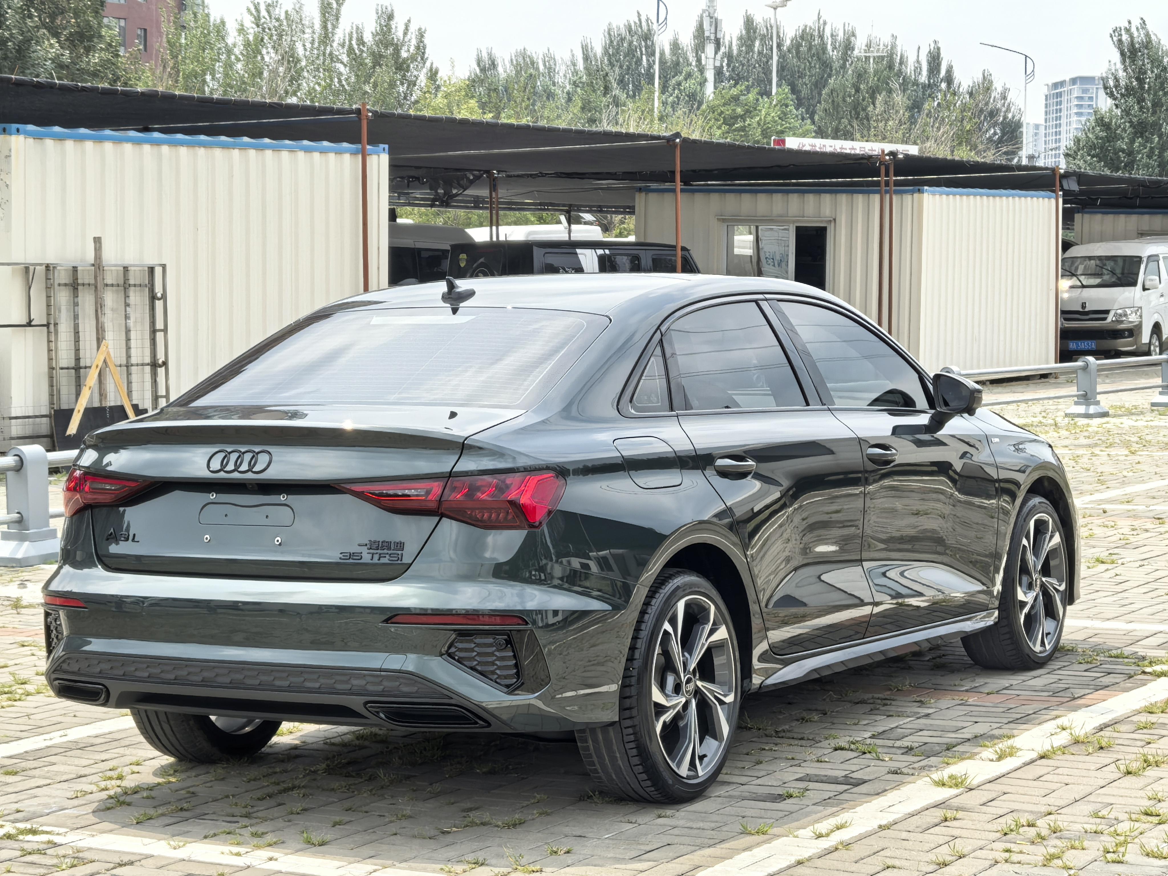 Audi A3 2023 thumb 4