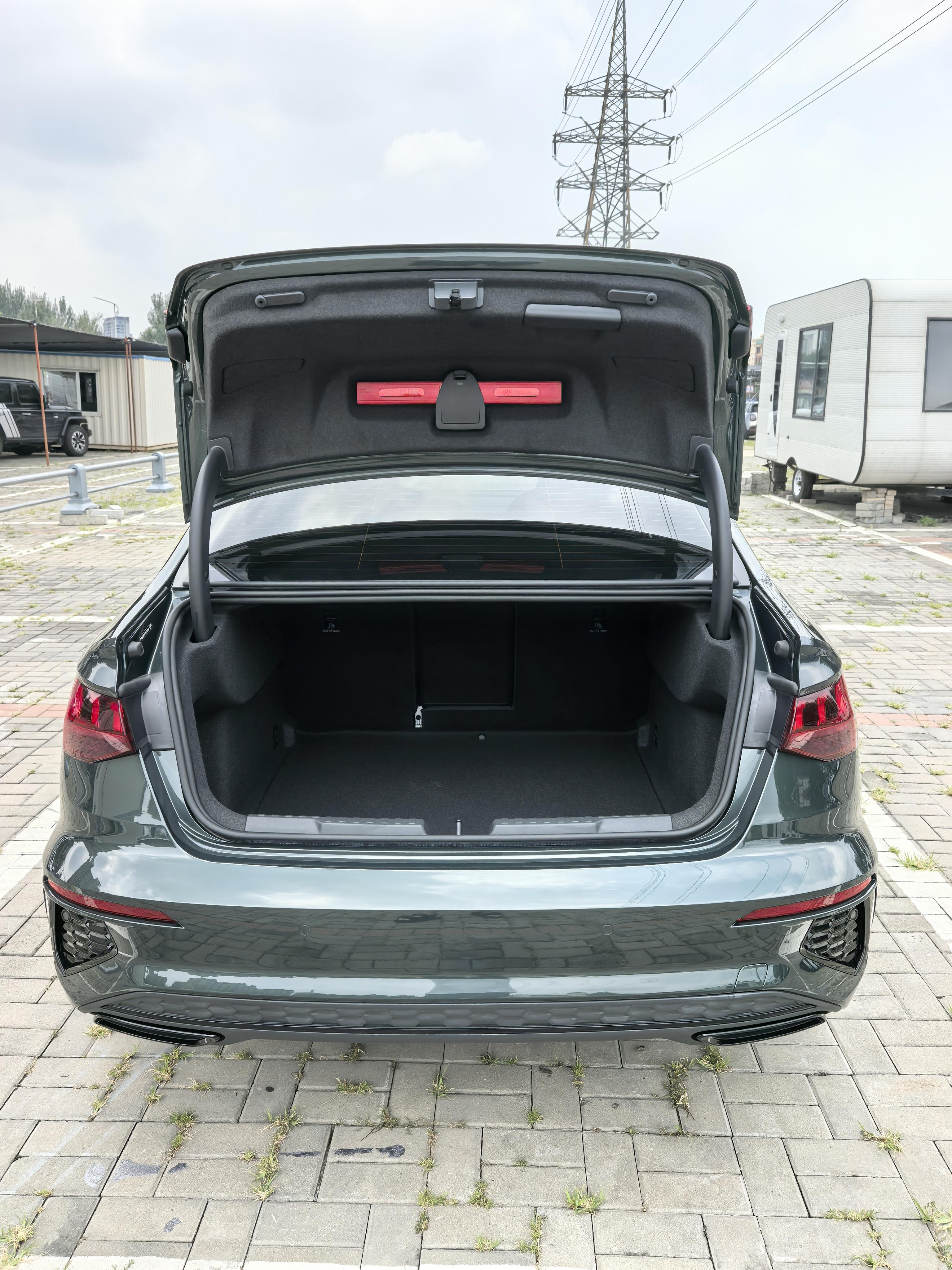 Audi A3 2023 thumb 7