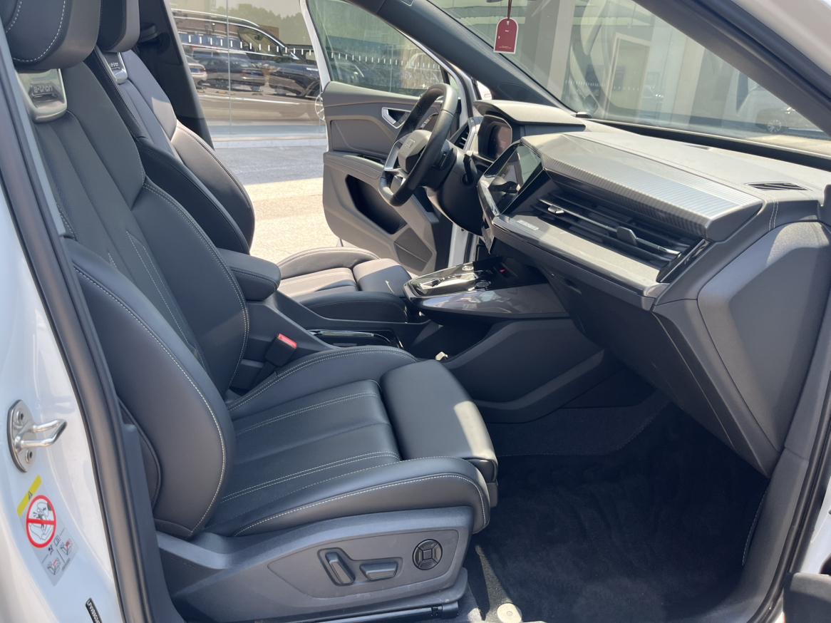 Audi Q4 e-tron 2024 thumb 9
