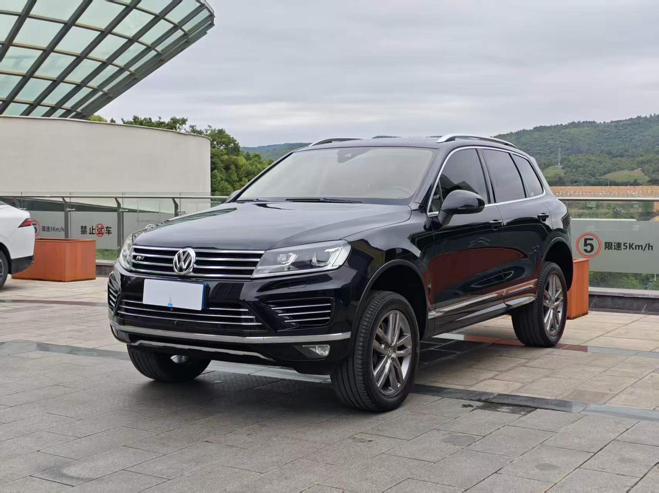 Volkswagen Touareg 2017 thumb 8