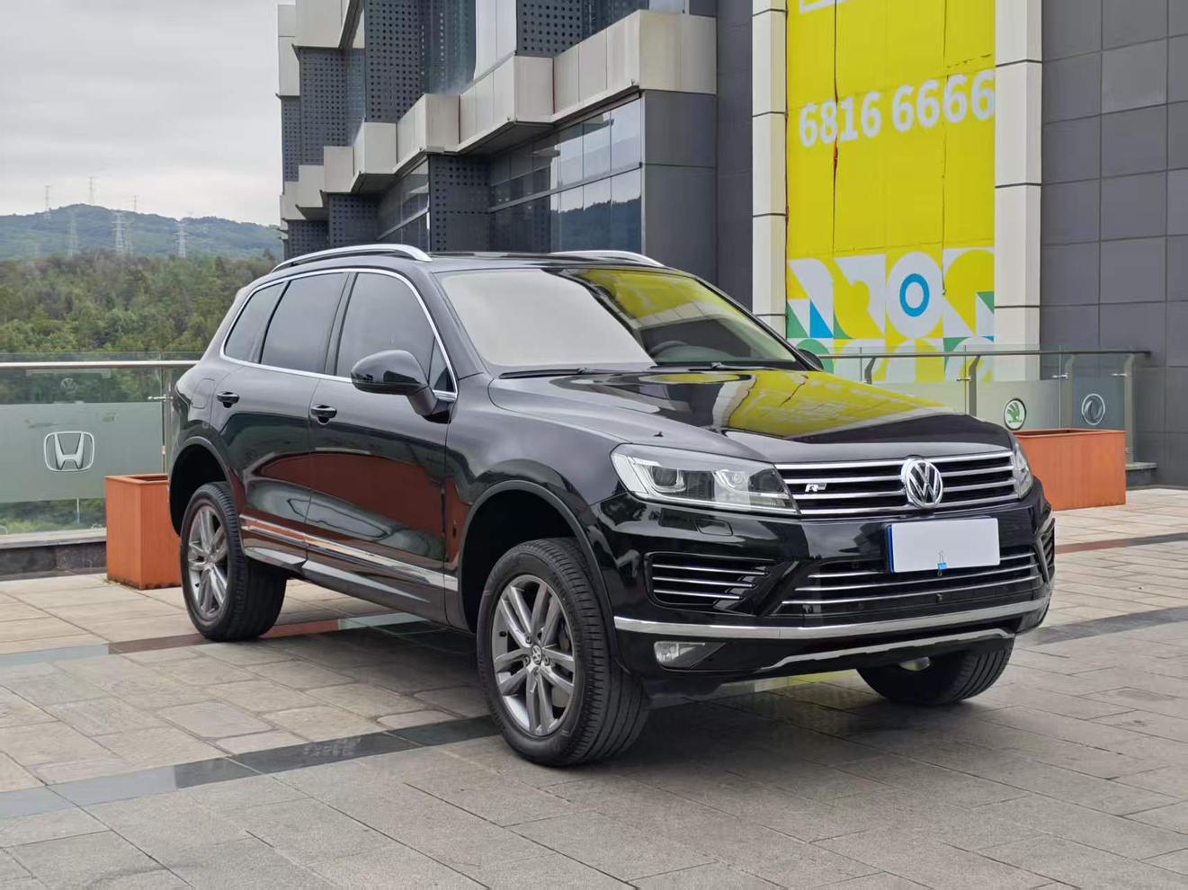 Volkswagen Touareg 2017 thumb 10