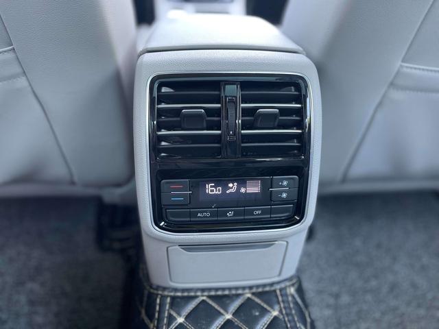 Volkswagen Magotan 2017 thumb 11