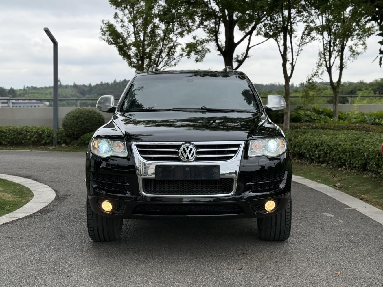 Volkswagen Touareg 2010 thumb 9