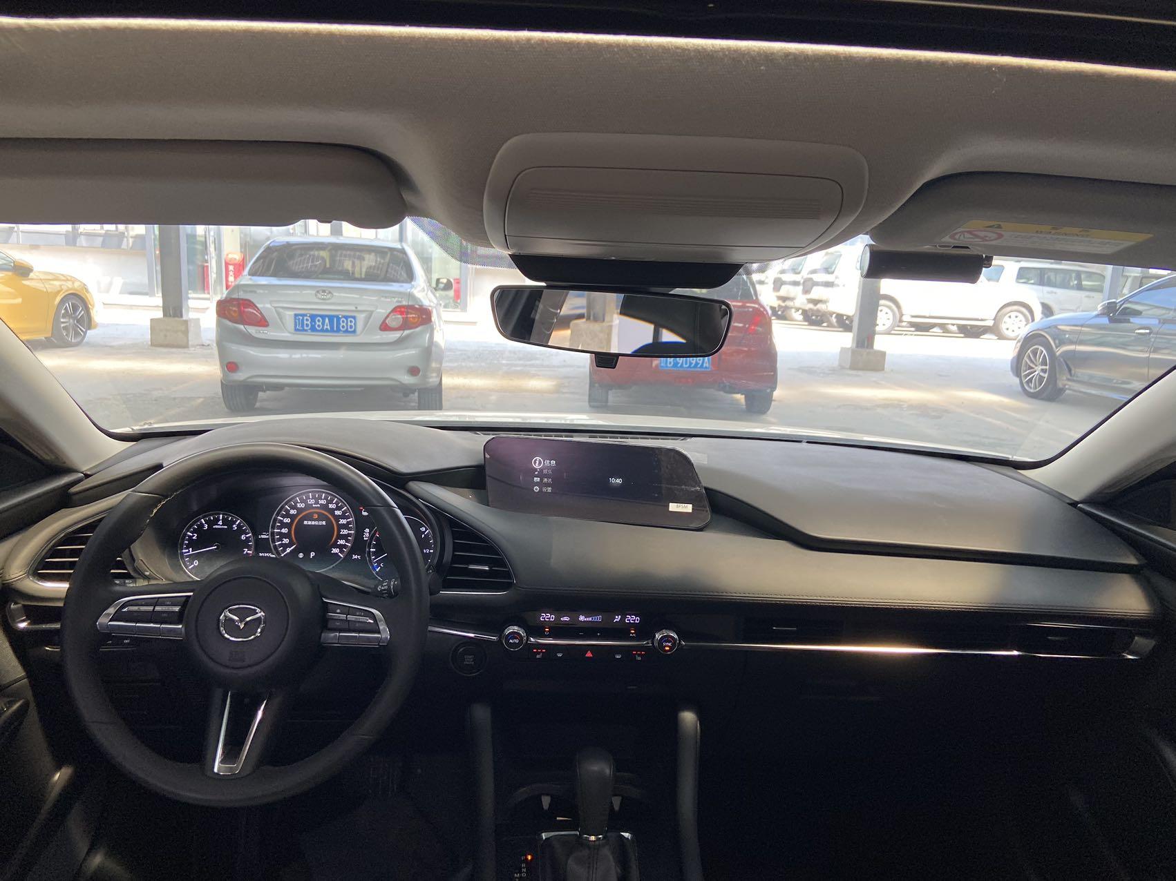 Mazda 3 2022 thumb 11