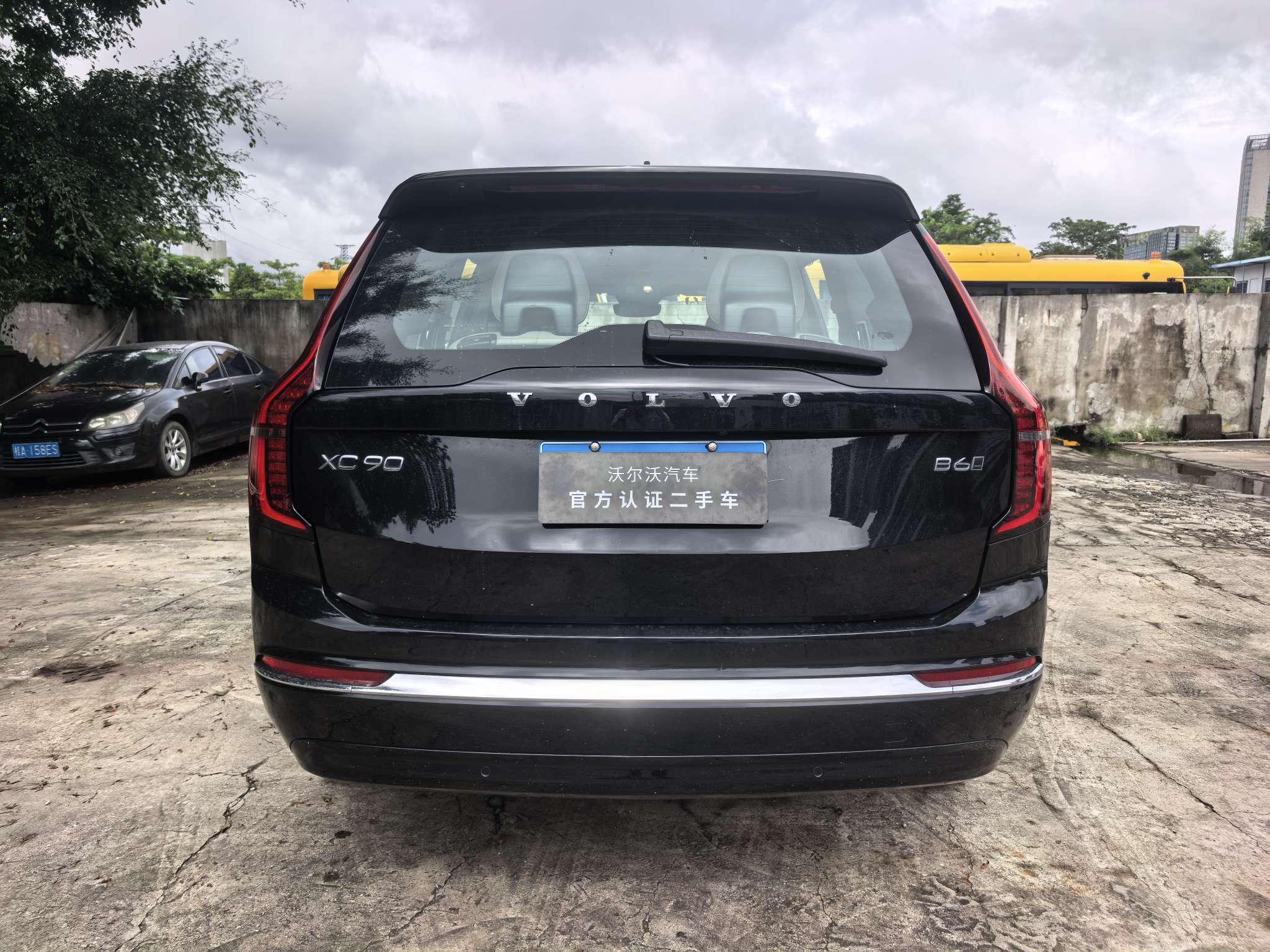 Volvo XC90 2025 thumb 4