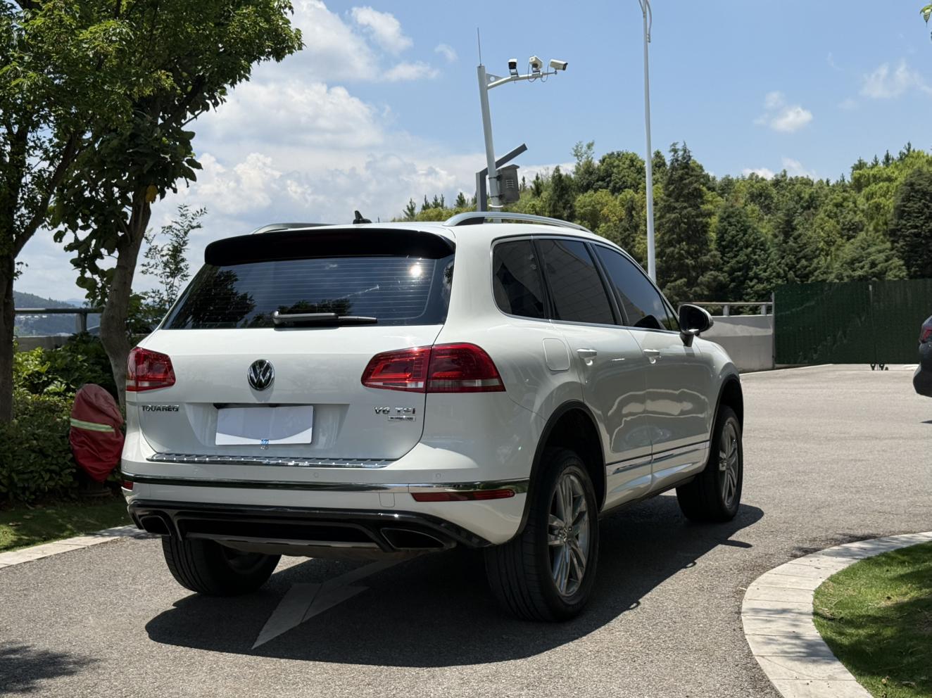Volkswagen Touareg 2016 thumb 4