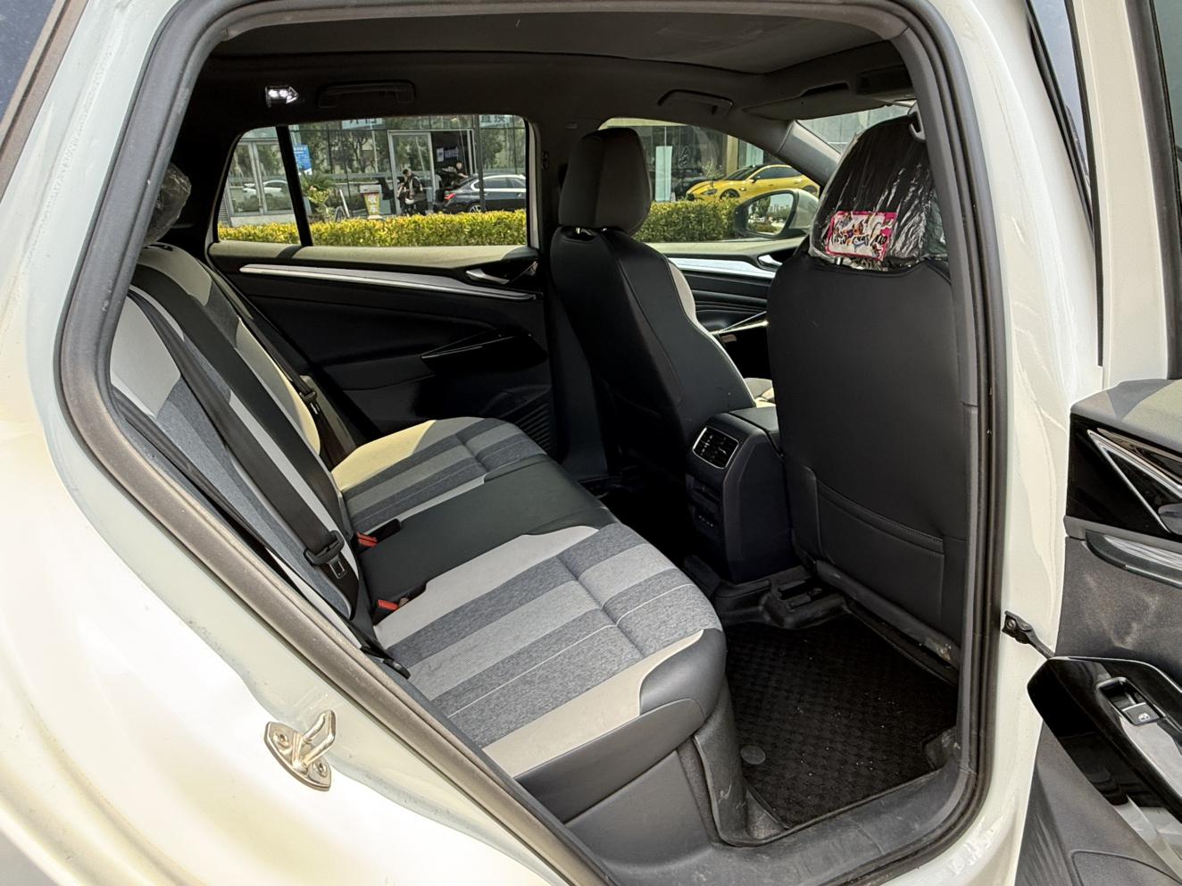 Volkswagen ID.4 2024 thumb 8