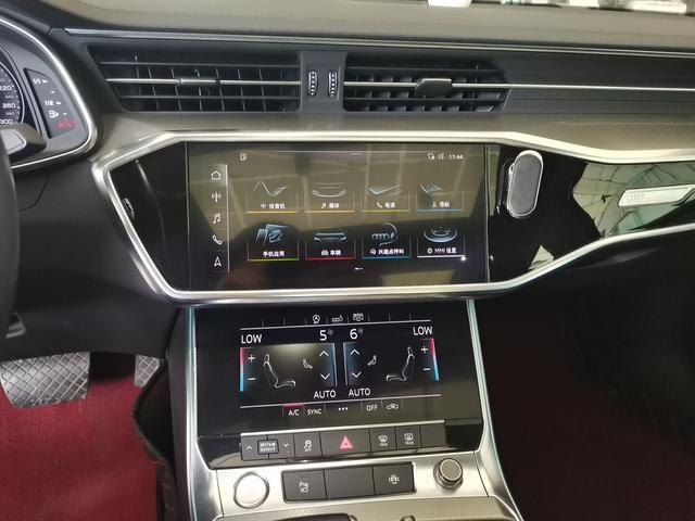 Audi A6 2020 thumb 4