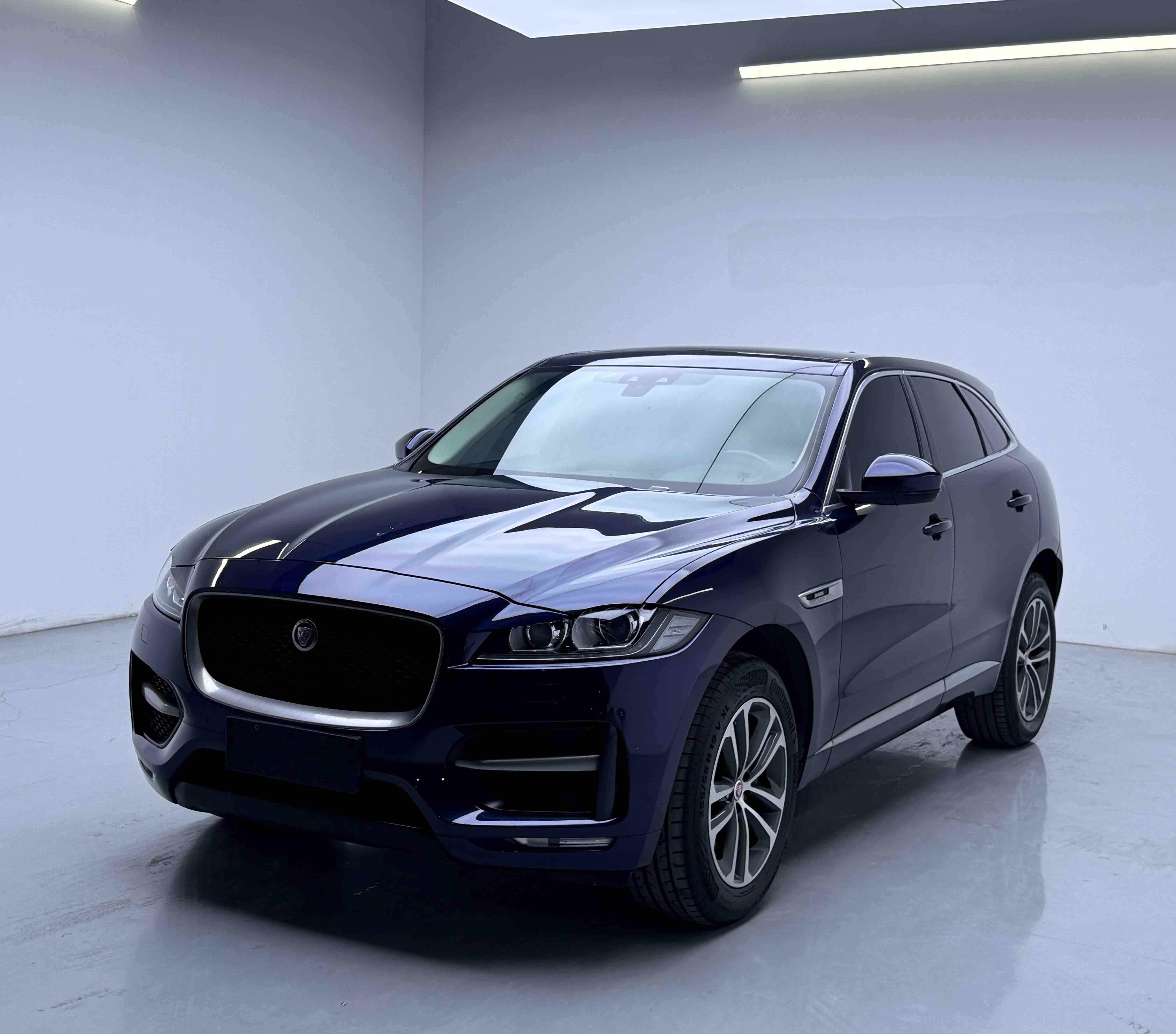 Jaguar F-Pace 2018 thumb 8