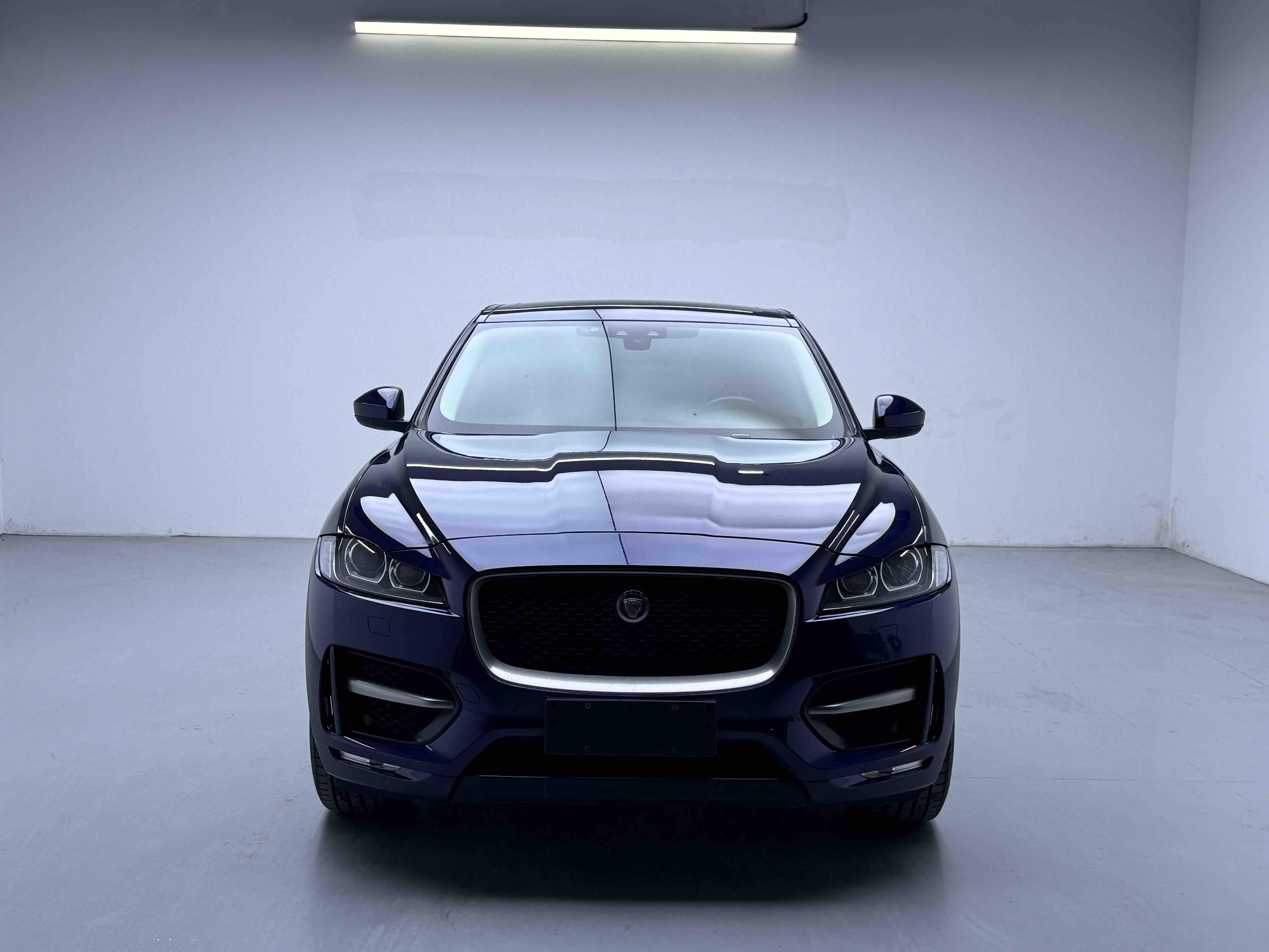 Jaguar F-Pace 2018 thumb 9