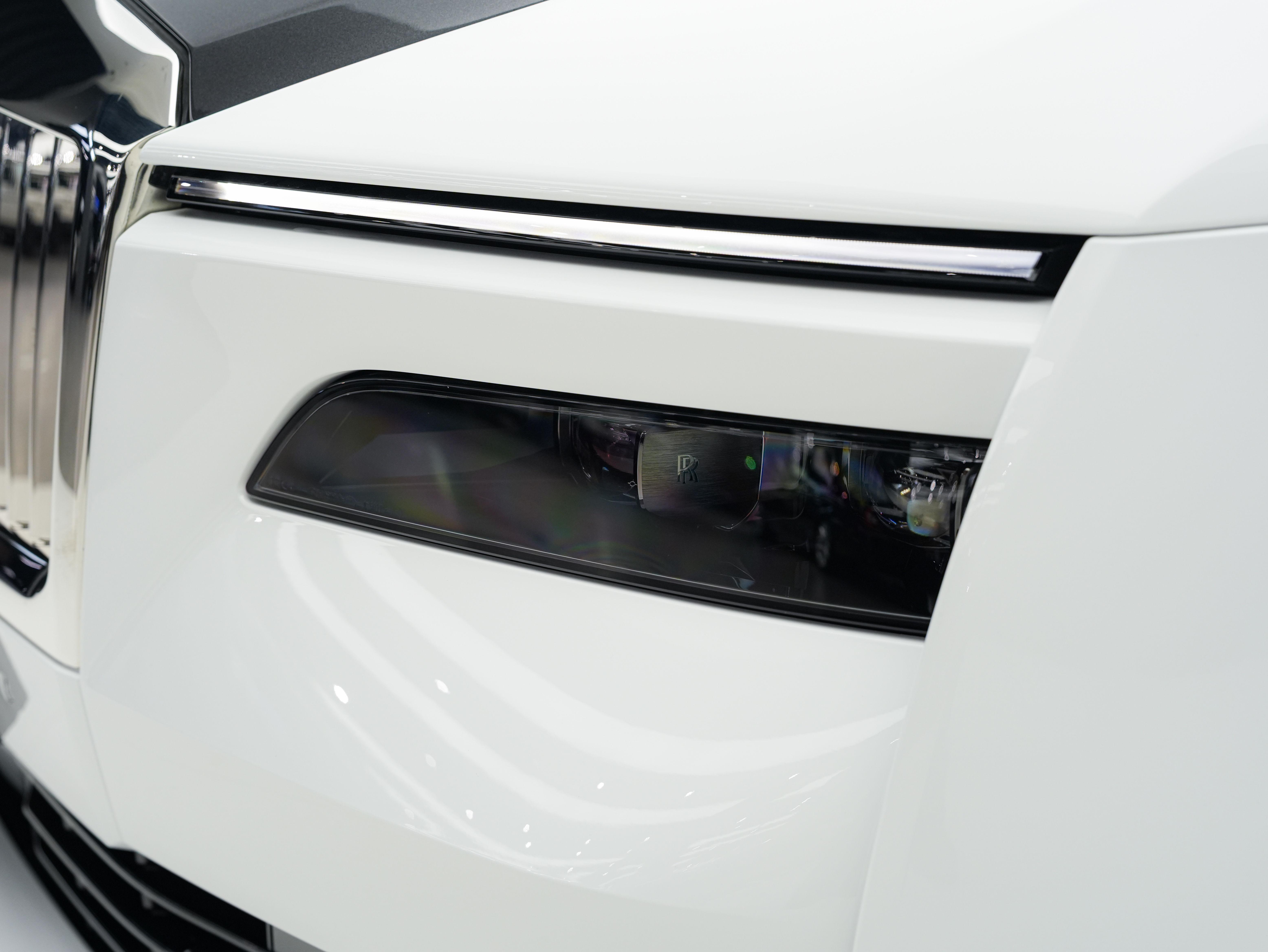 Rolls-Royce Shan Ling 2023 thumb 6