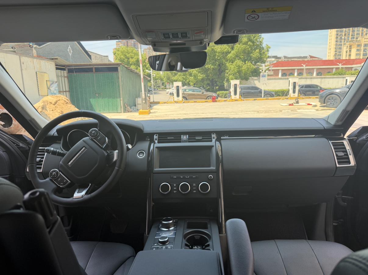 Land Rover Discovery 2018 thumb 8