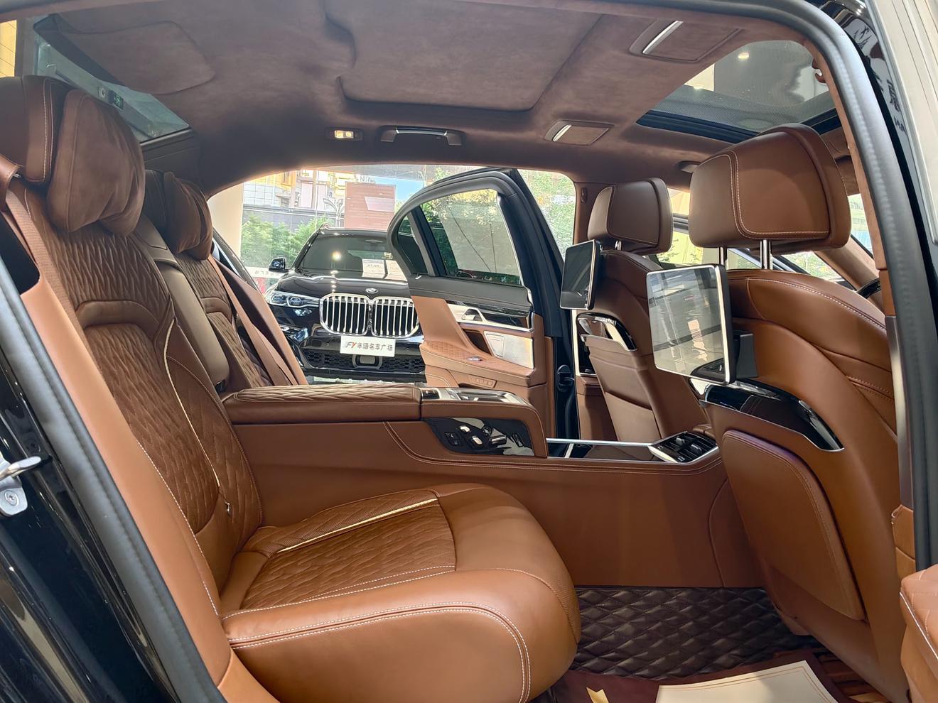 BMW 7 серии 2021 thumb 8