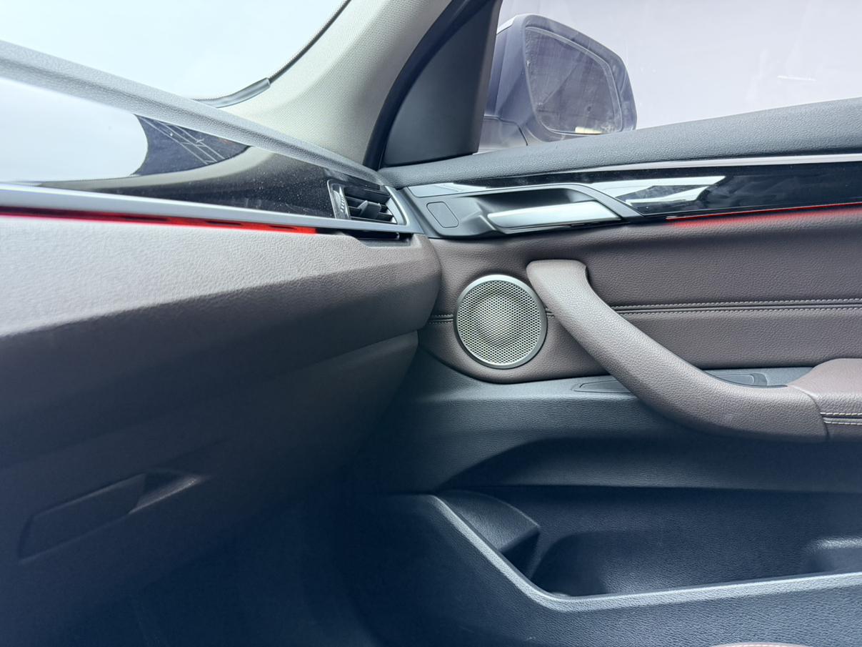BMW X1 2022 thumb 9