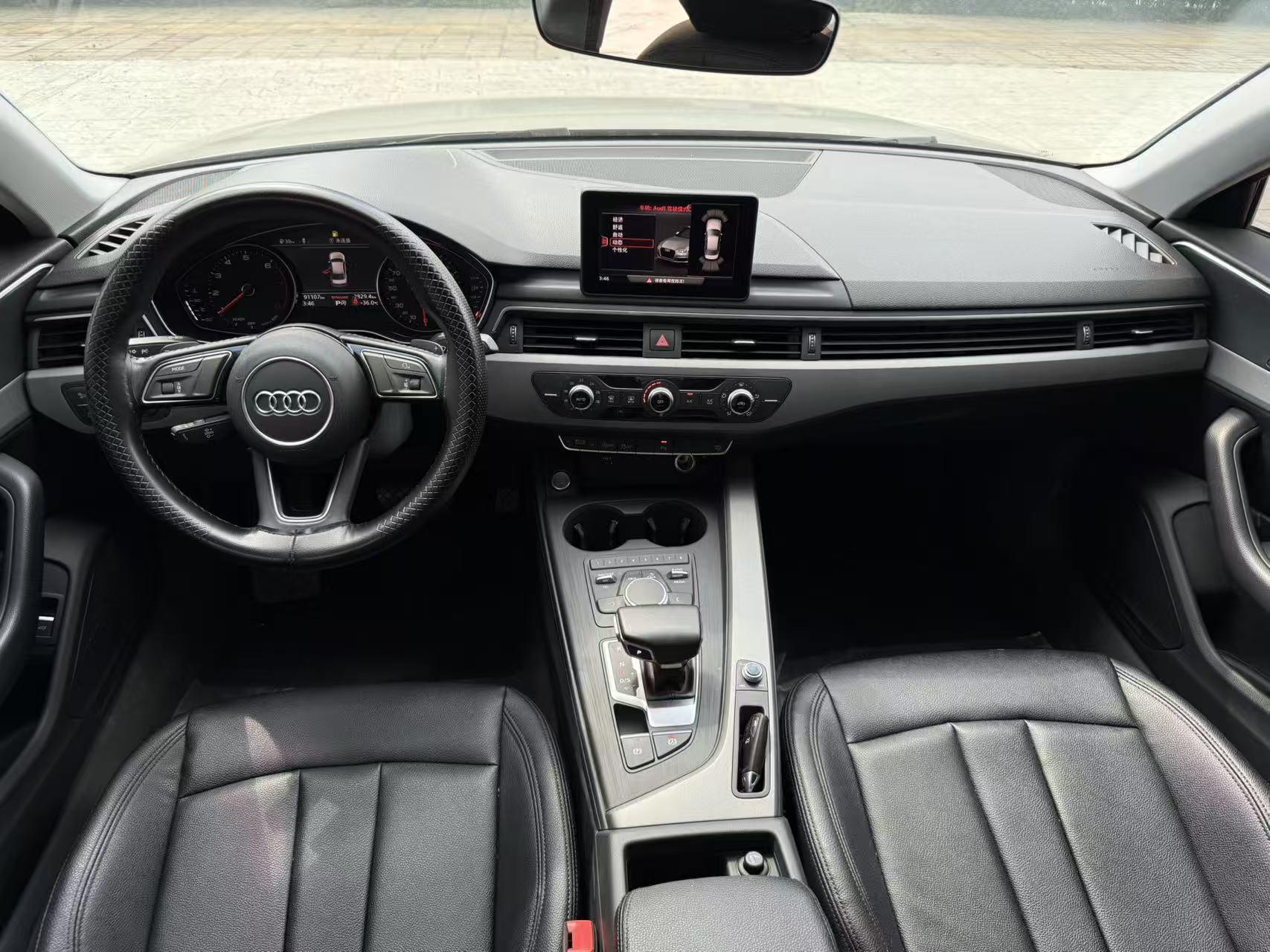 Audi A4 2019 thumb 5