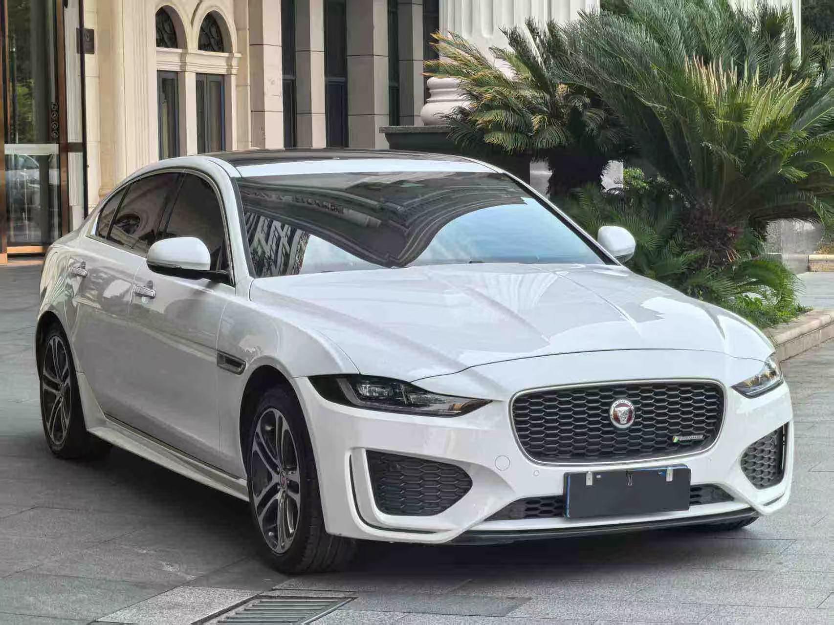 Jaguar XEL 2020 thumb 10