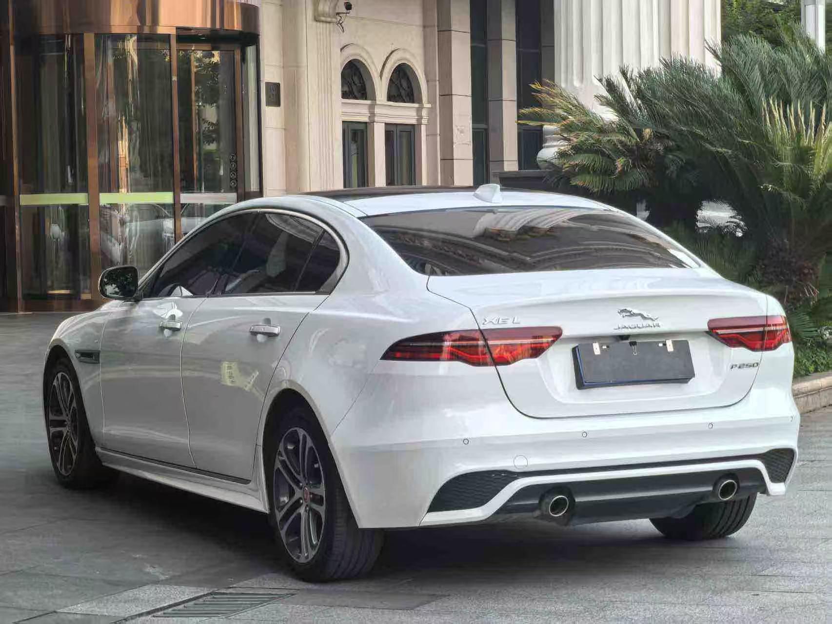 Jaguar XEL 2020 thumb 11