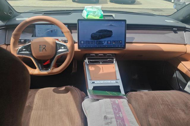 BYD Han L DM 2025 thumb 11