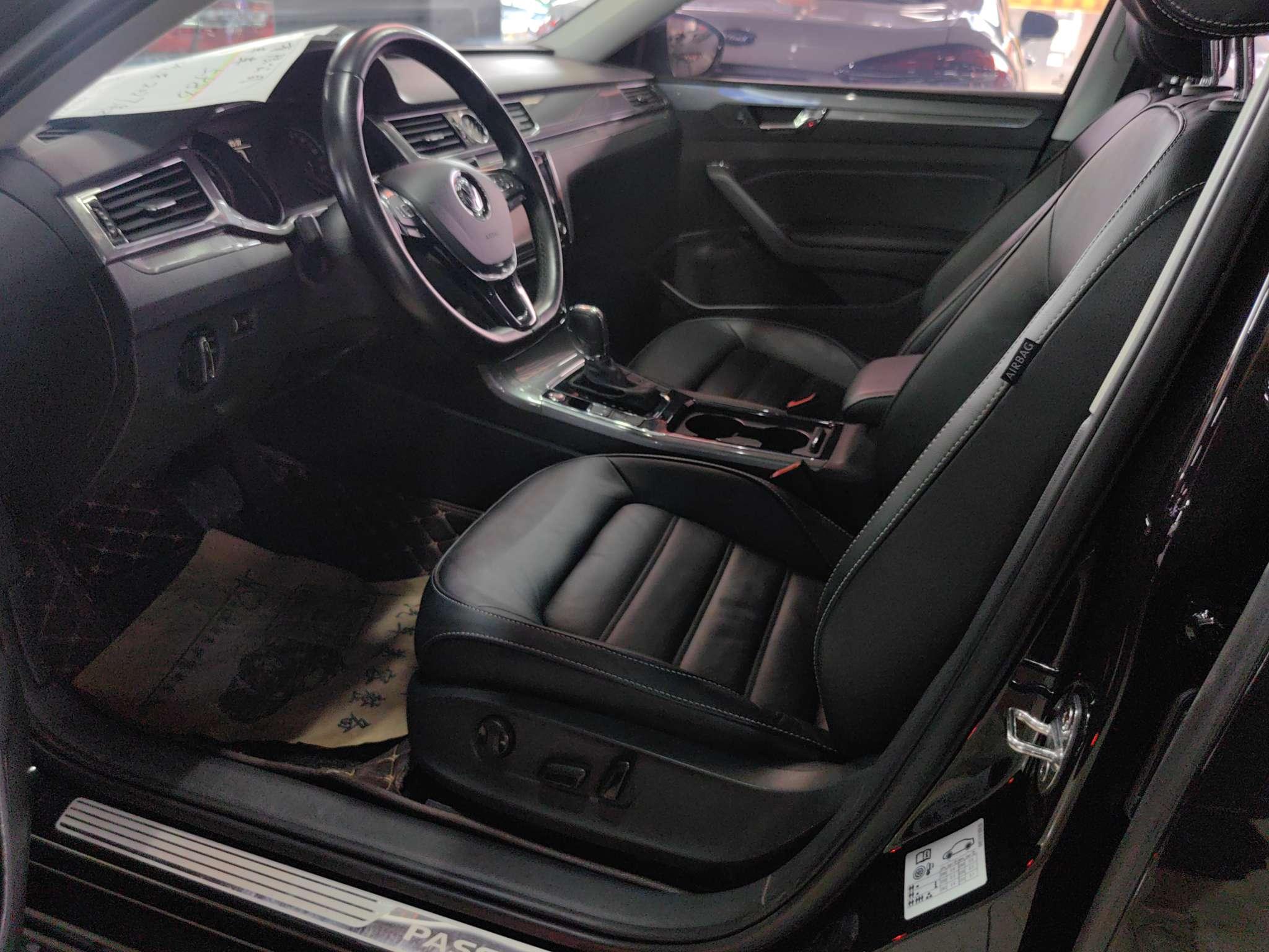 Volkswagen Passat (North America and China) 2017 thumb 6