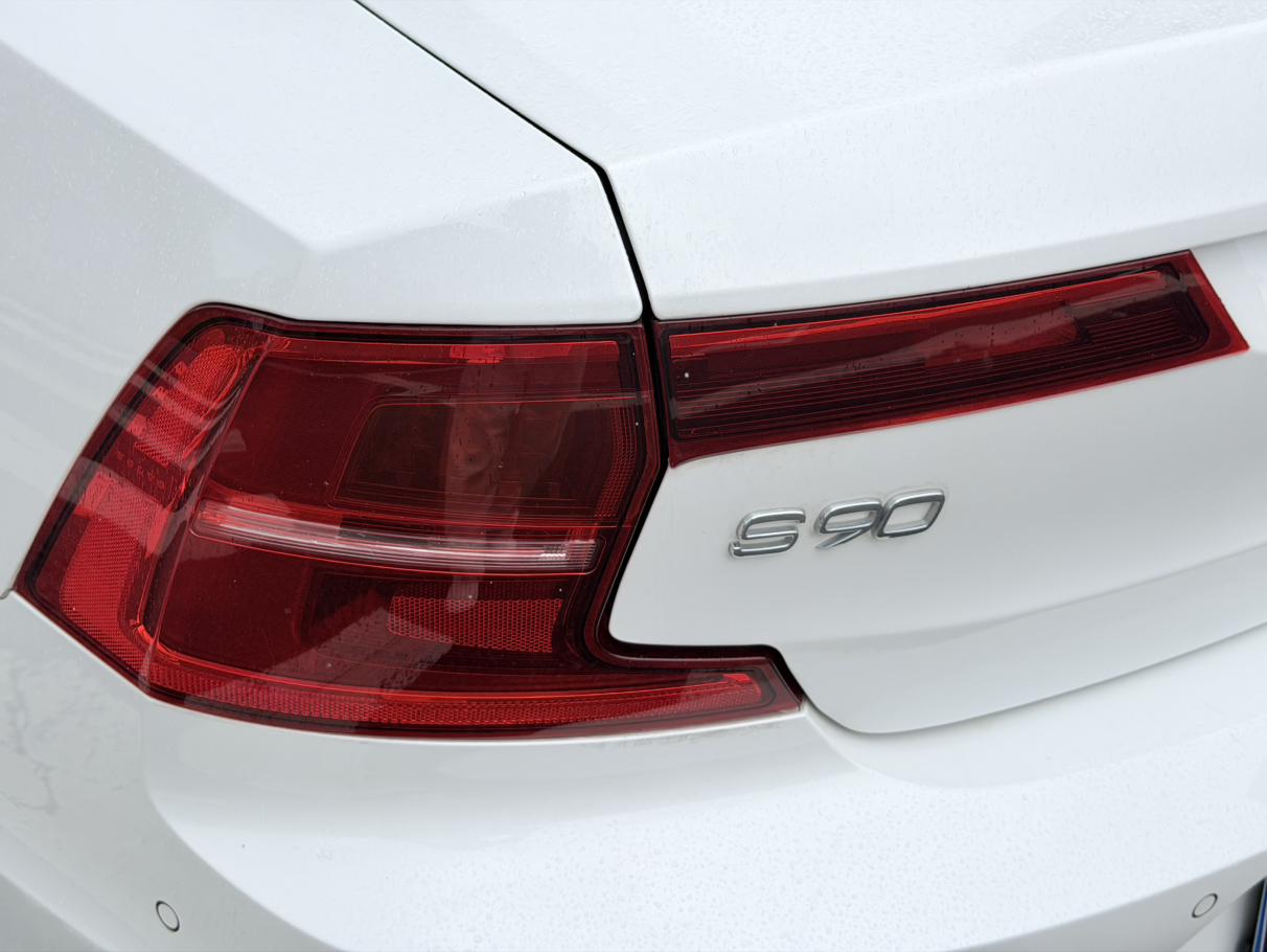 Volvo S90 2017 thumb 6