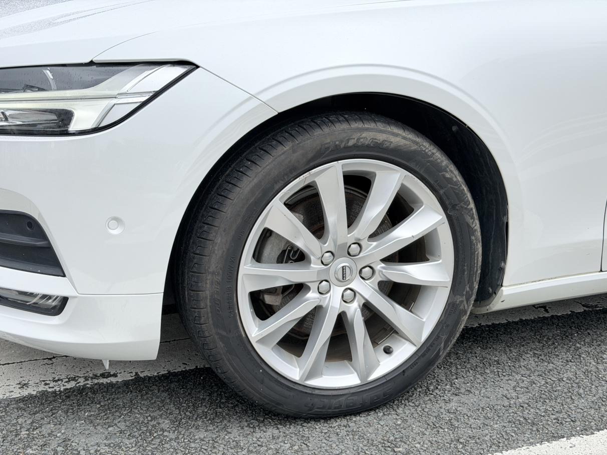 Volvo S90 2017 thumb 9