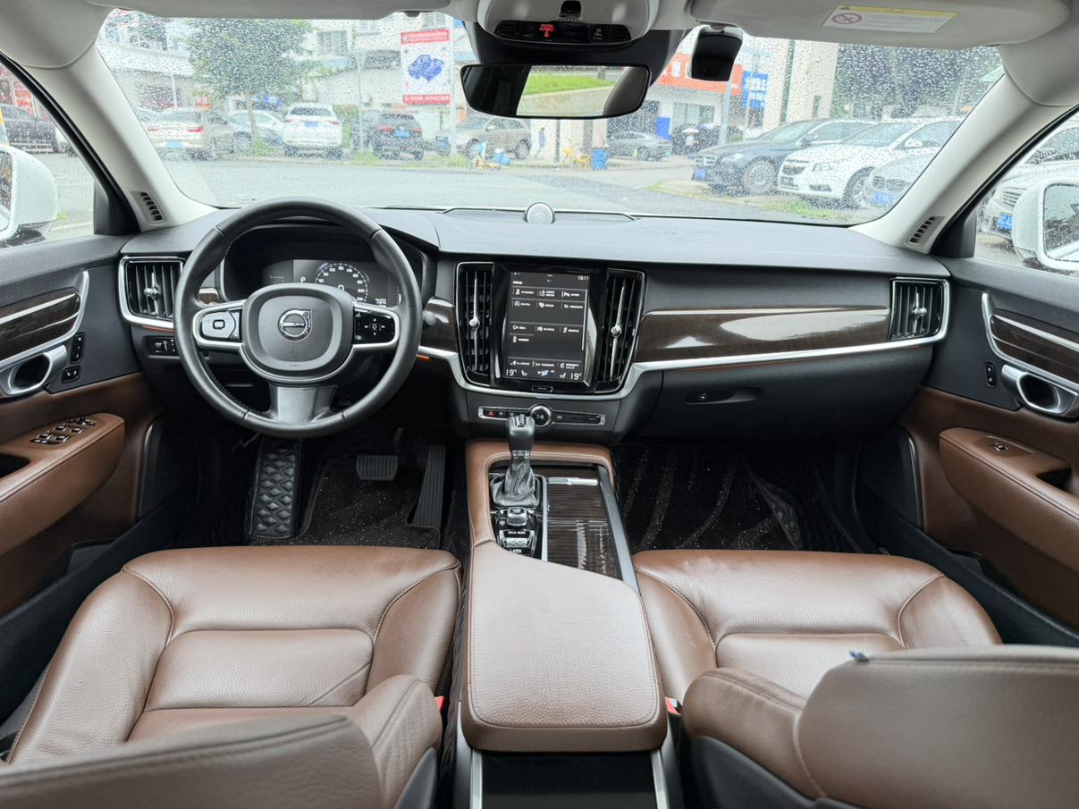 Volvo S90 2017 thumb 12