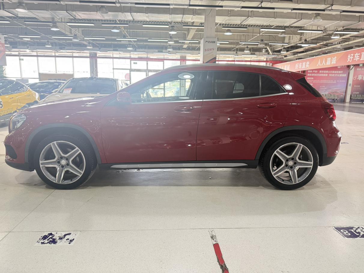 Mercedes-Benz GLA 2015 thumb 2