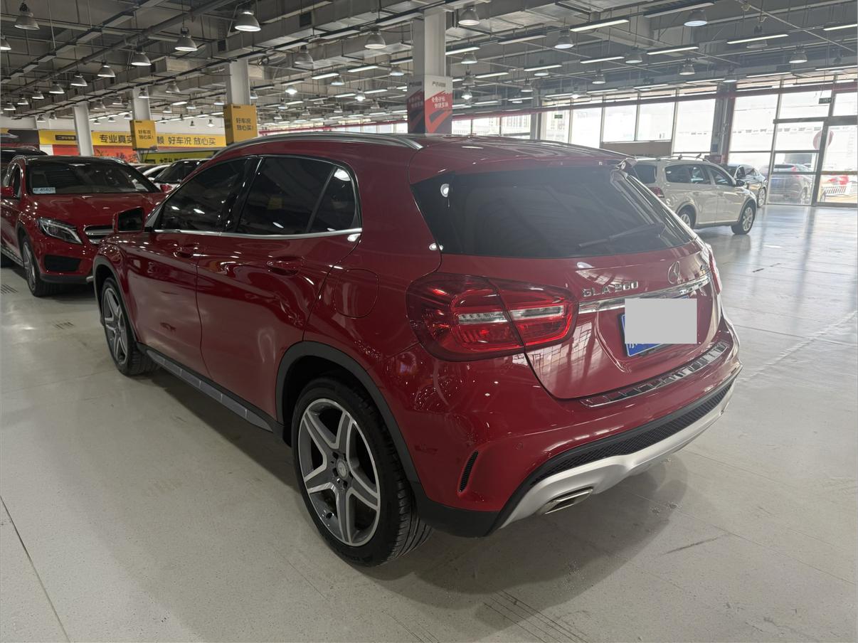 Mercedes-Benz GLA 2015 thumb 3