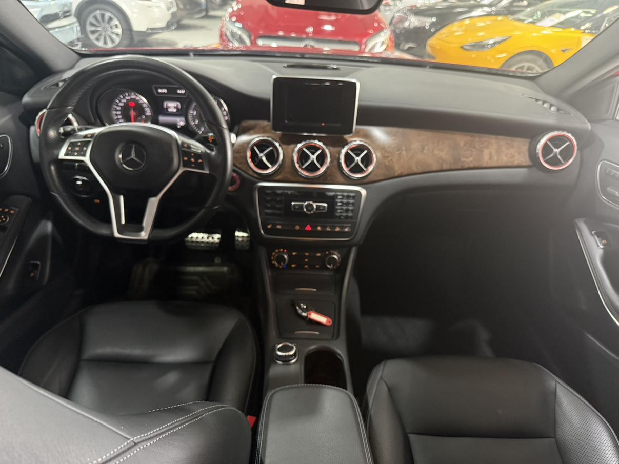 Mercedes-Benz GLA 2015 thumb 9