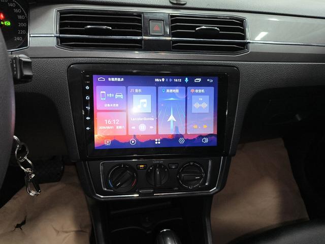 Volkswagen Santana 2019 thumb 4