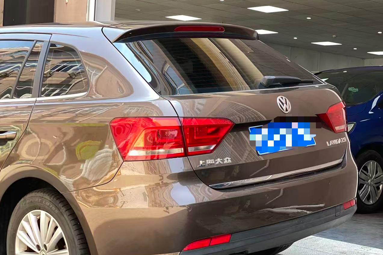 Volkswagen Lavida 2013 thumb 4