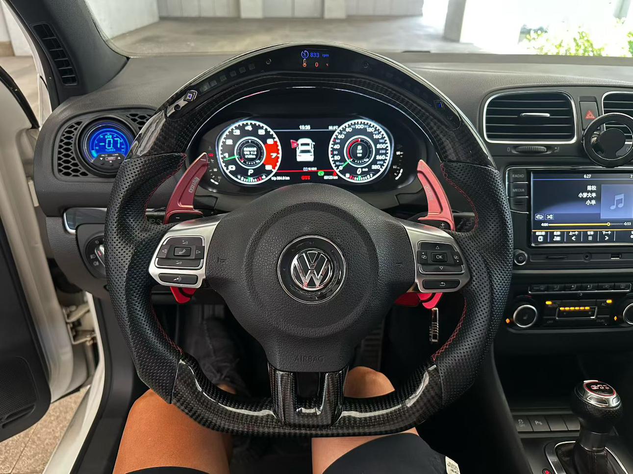 Volkswagen Golf GTI 2010 thumb 5